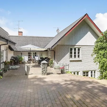 Vila Villa Med To Terrasser I Naturskonne Omgivelser Tjele